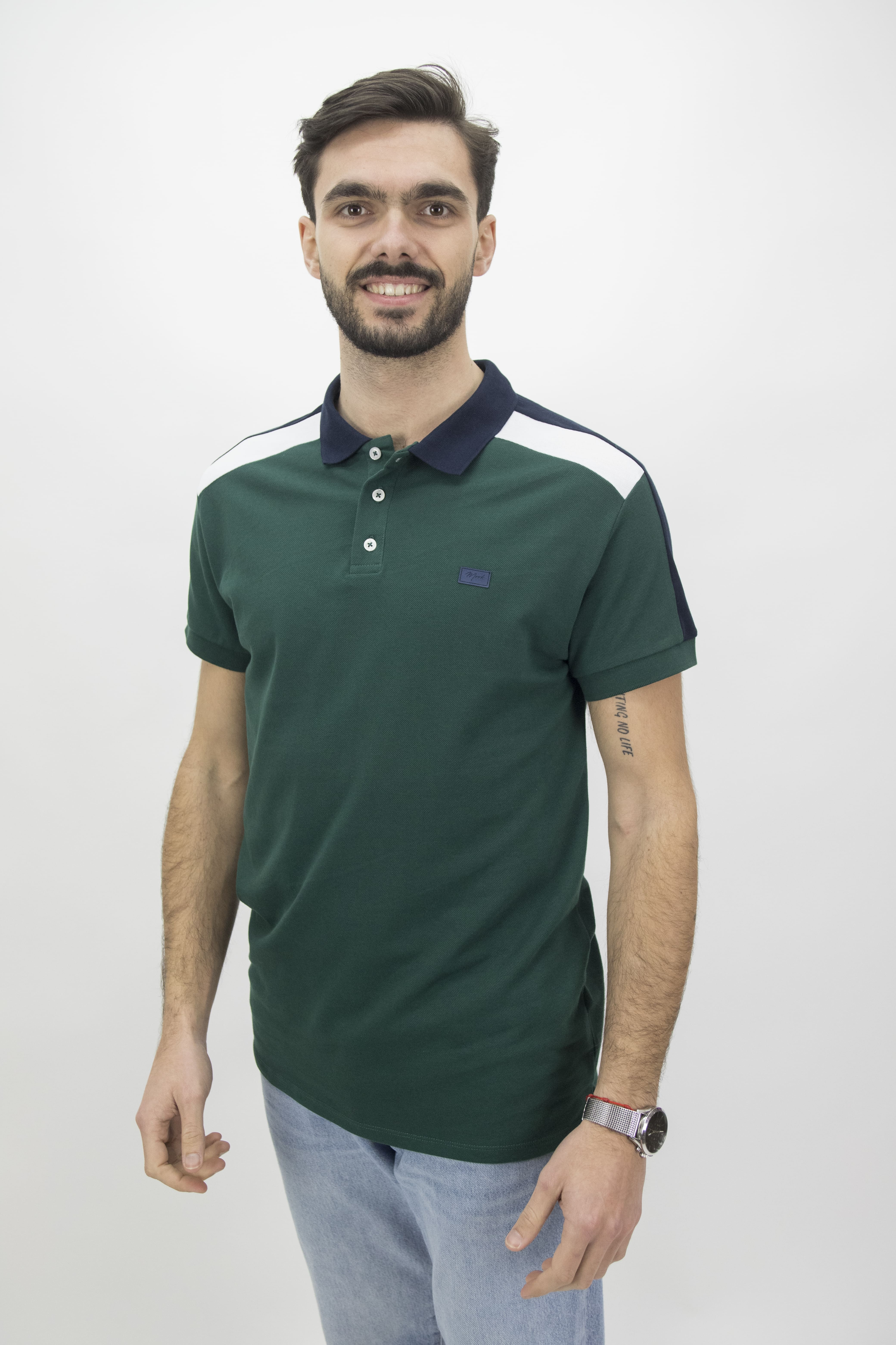 Polo Homem 50% Algodão 50% poliester                 