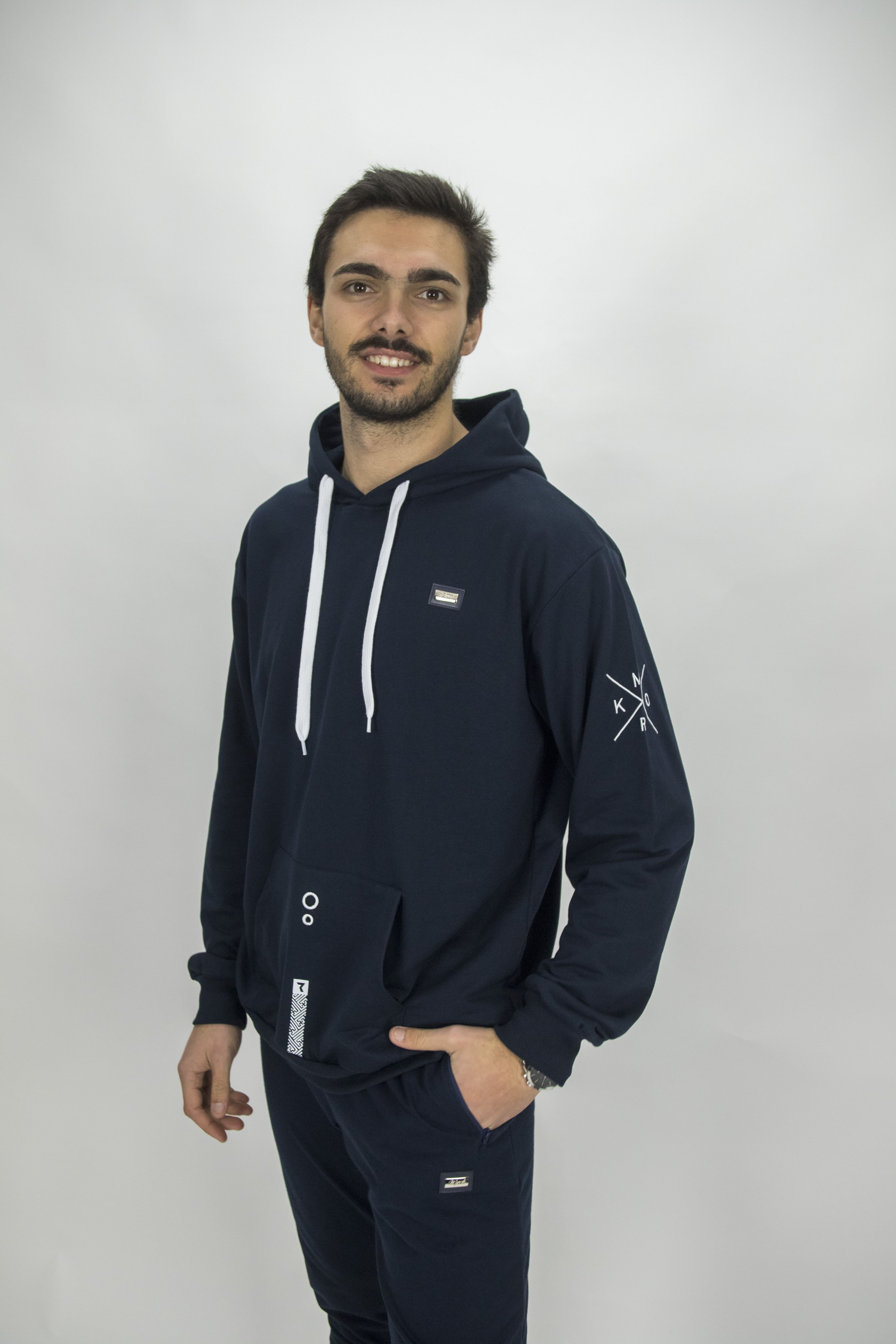 Sweats Capuz 50% Algodão 50% poliester            