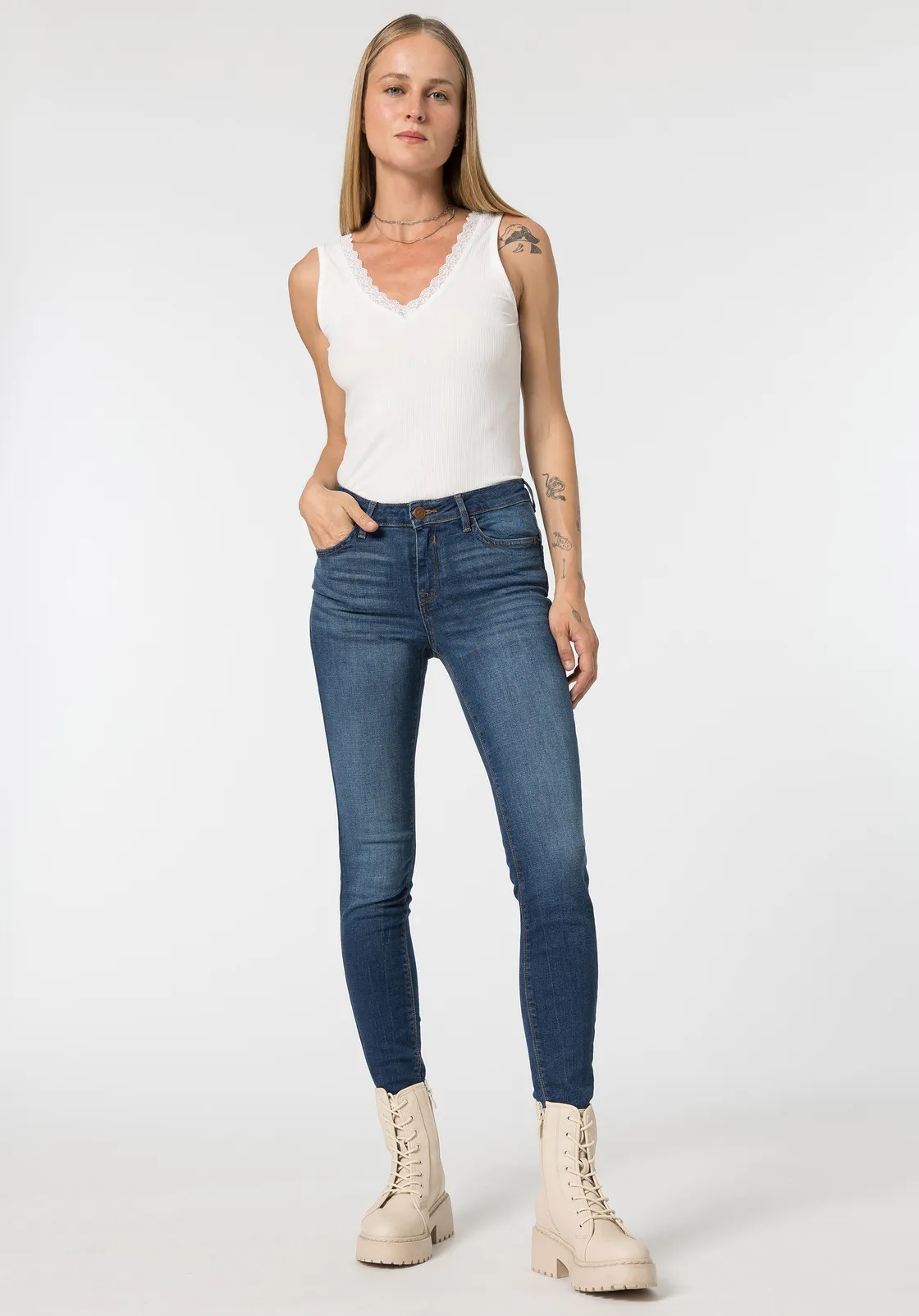 Jeans LIGHT_PUSH_UP_186 Senhora